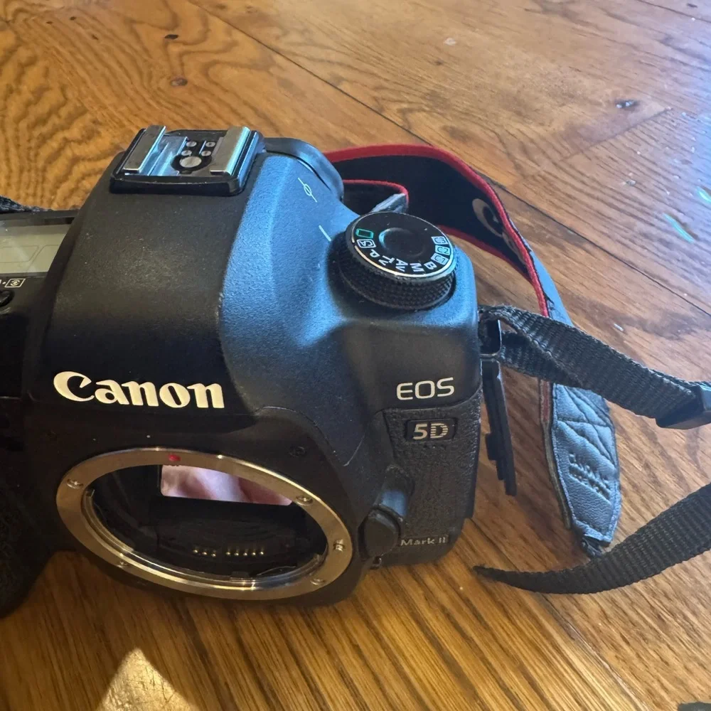 Canon EOS 5D Mark II Black Camera